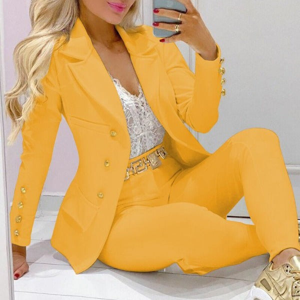 Damen nan tailliertes Doppelreiher-Blazer-Set mit goldknopf-Detail und hochtaillierter Slimhose Drune
