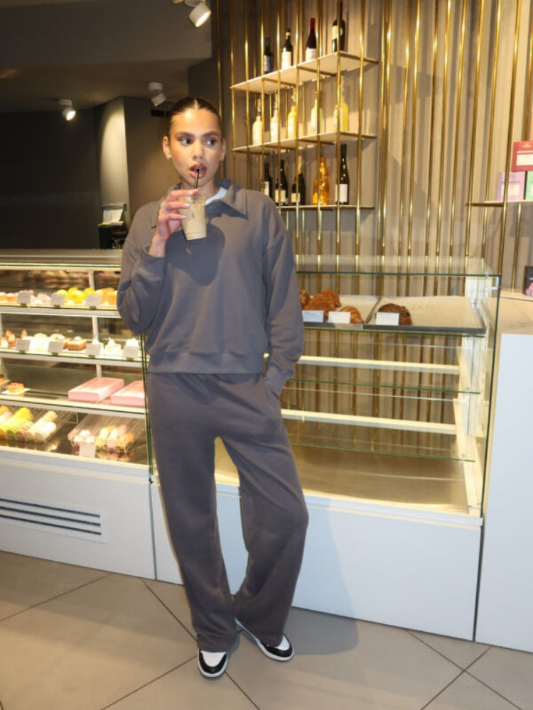 Damen Loungewear-Anzug aus weichem Fleece mit Polo-Kragen und geraden Hosen Drune