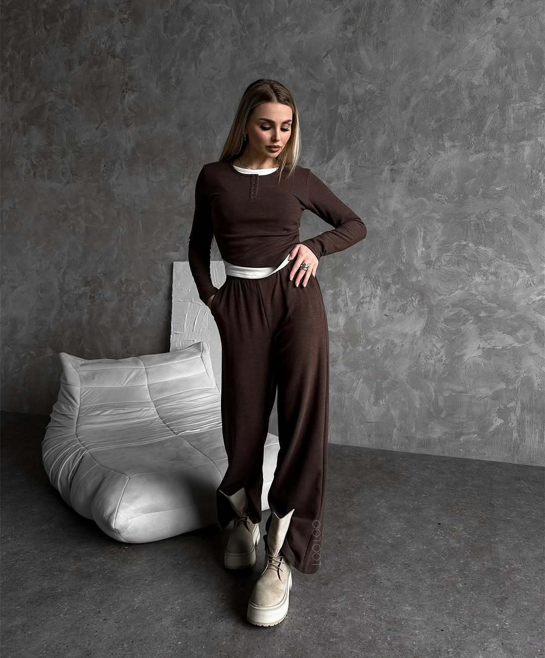 Damen Loungewear-Set aus weichem Modal mit Henley-Knopfleiste und weitem High‑Waist Loungehose Drune