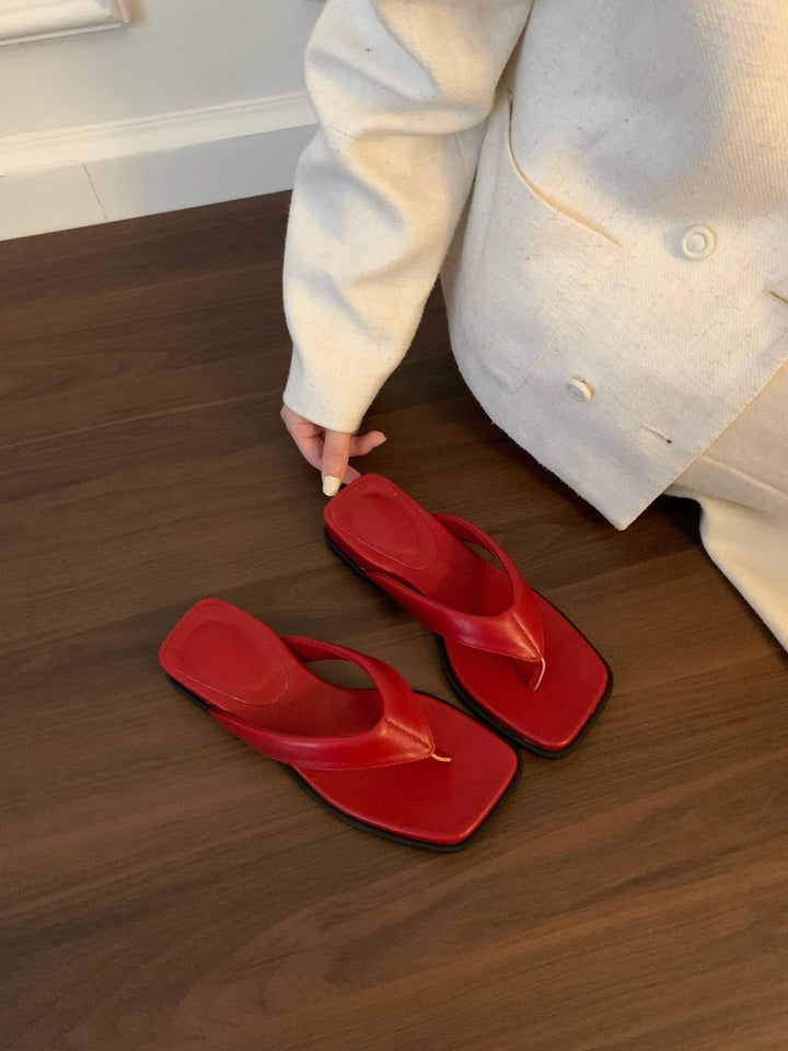 Damen Zehentrenner mit elegantem minimalistischen Design und komfortablen Fußbetten Drune