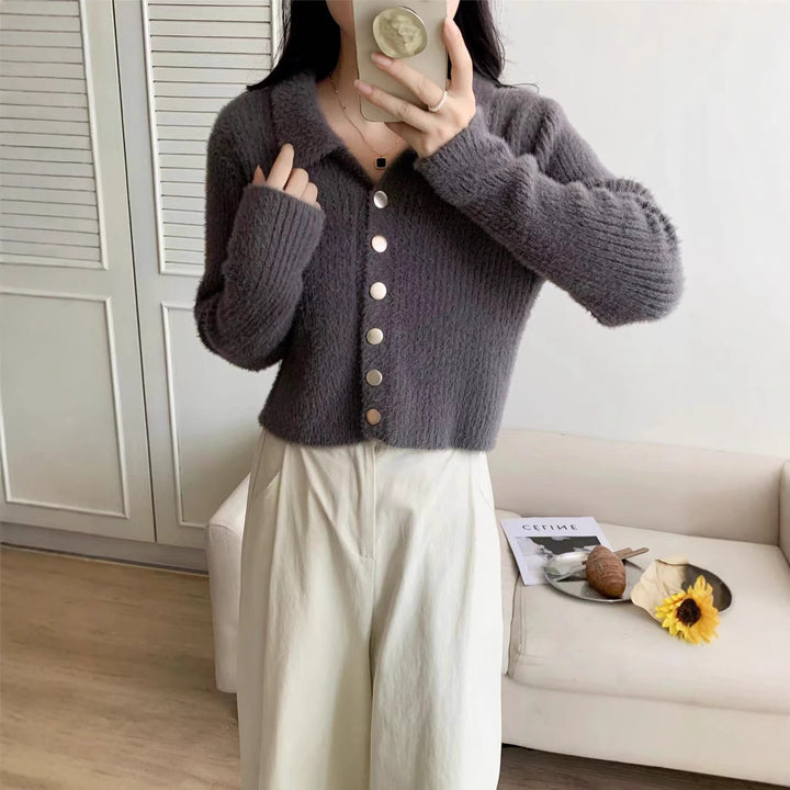 Damen Modische Kurzstrickjacke mit Knopfdetails und V-Ausschnitt Drune