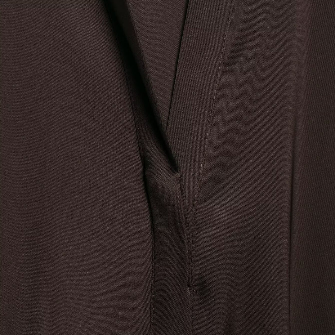 Damen Fließende Satin-Hemdbluse mit Tunnelzugtaillierung und verdeckter Knopfleiste Drune