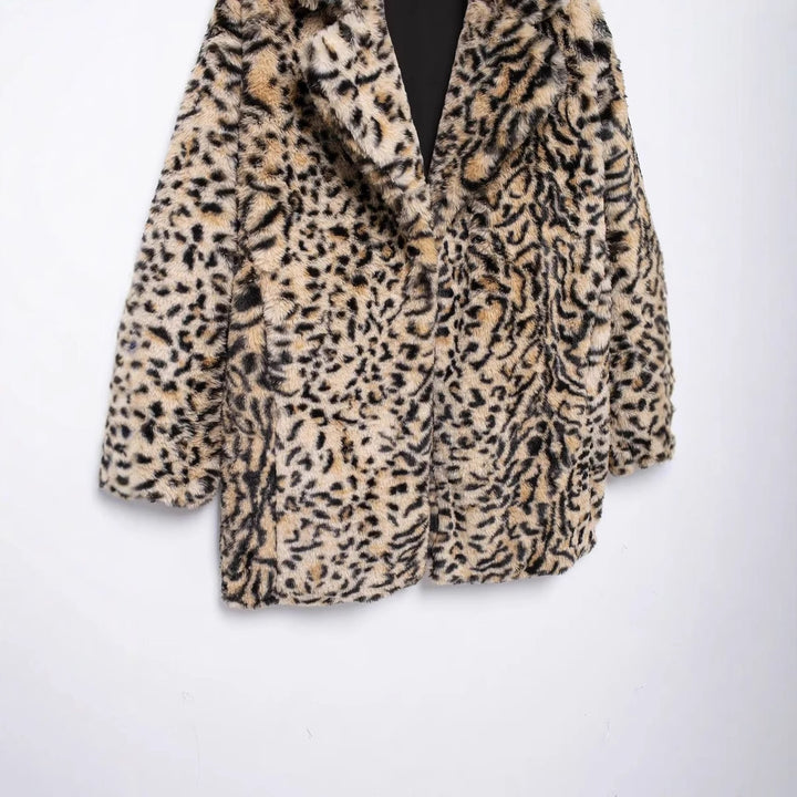 Damen nan oversized Kunstfellmantel mit Leopardenmuster, voluminösem Schalkragen und praktischen Eingrifftaschen Drune