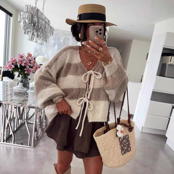 Damen kuschelige Strickjacke mit Knopfdetails und offenem Schnitt Drune