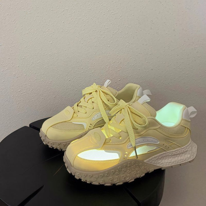 Damen Plateau-Chunky-Sneaker mit reflektierenden Mesh-Einsätzen, gepolstertem Komfortkragen und stoßdämpfender Sohle Drune