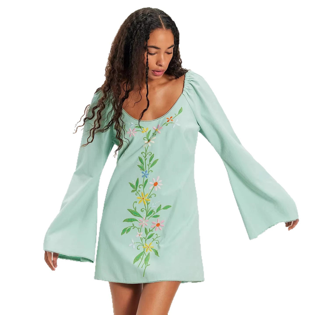 Damen Blusenkleid mit floralen Stickereien und weit ausgestellten Ärmeln Drune