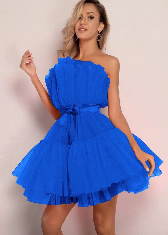 Damen Tüllkleid mit asymmetrischem Design und voluminösen Rüschen Drune