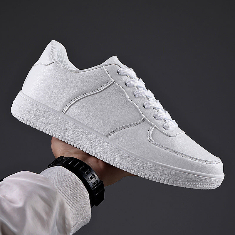 Unisex Plateau-Low-Top-Sneaker mit gepolstertem Einstieg und profiliertem Gummiaußensohle Drune