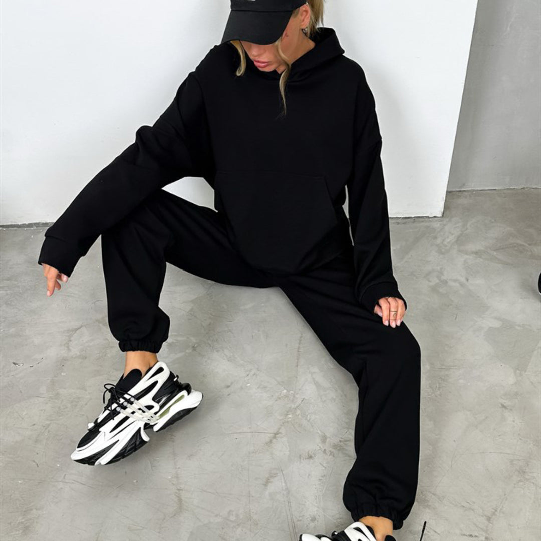 Damen Sportliches Freizeit-Set mit übergroßem Kapuzensweatshirt und lässiger Jogginghose Drune