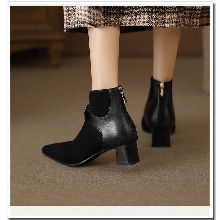 Damen elegante spitze Velours-Ankle-Boots mit mittelhohem Blockabsatz und Zierspange Drune