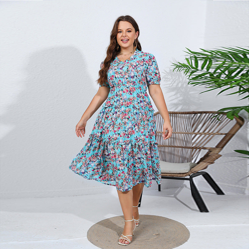 Damen Midikleid mit verspieltem Blütenmuster und voluminösem Rock Drune
