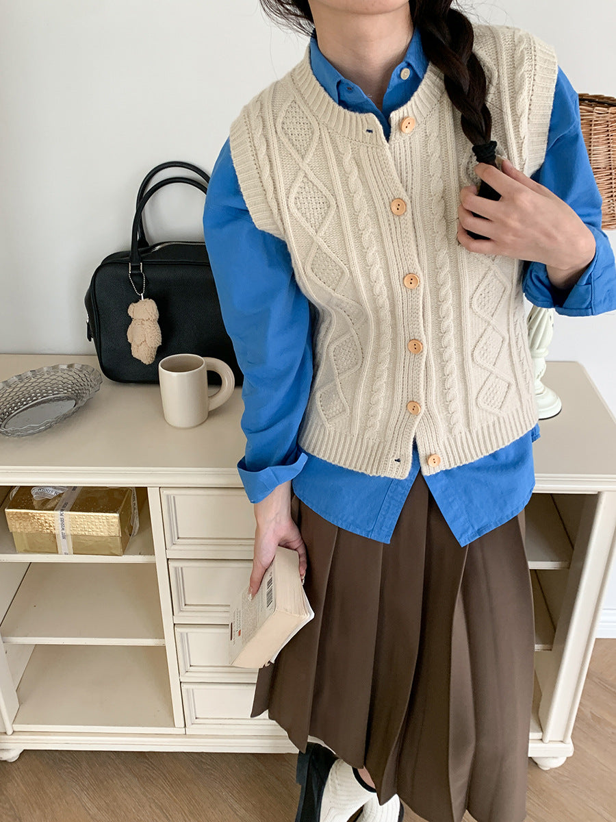 Damen Strickweste mit dekorativen Knopfdetails Drune