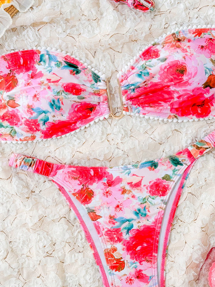Damen Bikini-Set mit floralem Triangel-Oberteil und sensualen Low-Rise-Höschen Drune