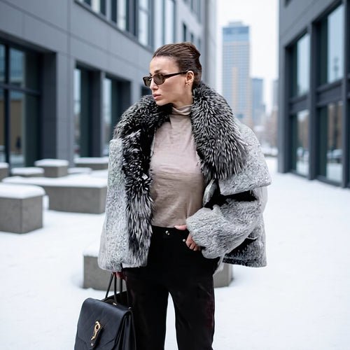 Damen Kurzjacke aus Kunstfell im Oversize‑Cut mit voluminösem Webpelzkragen Drune