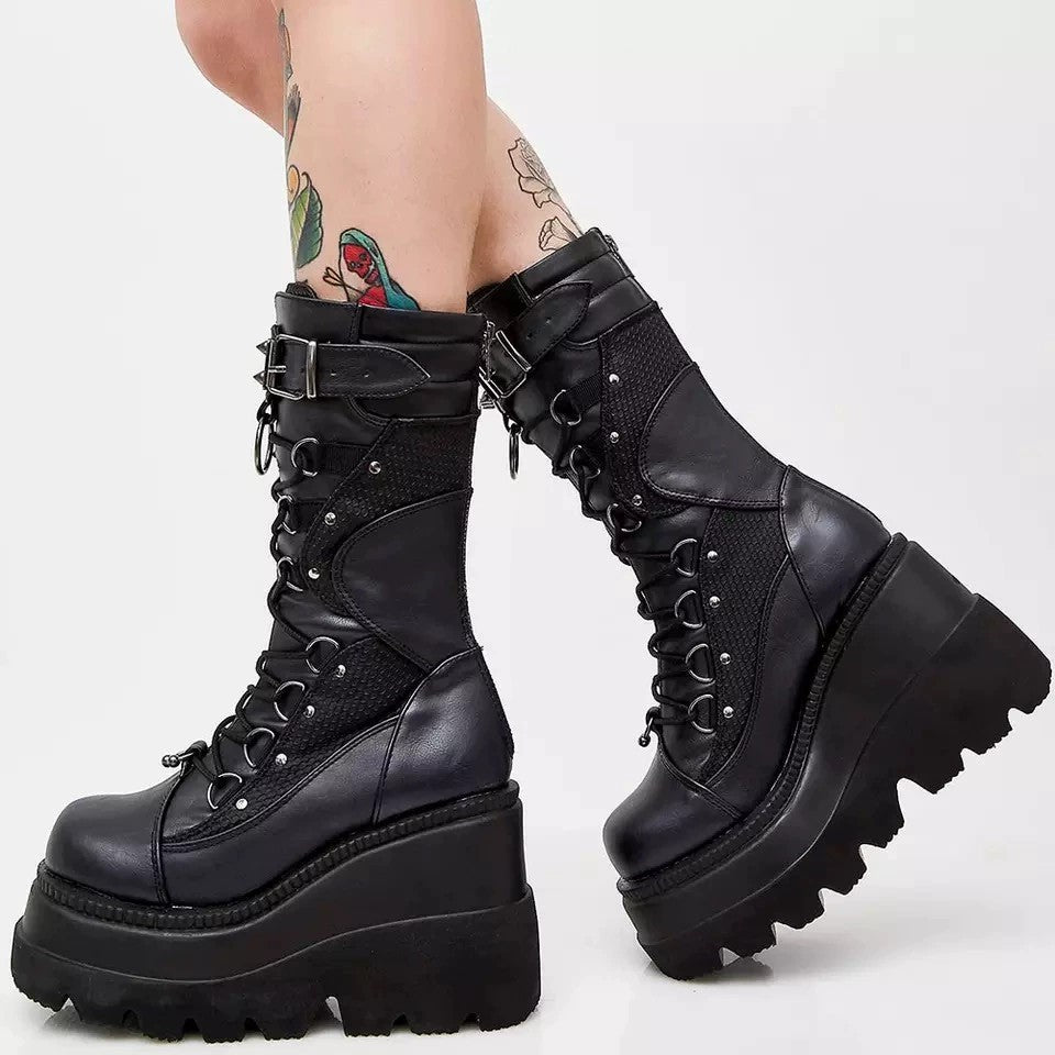 Damen Plateau-Schnürstiefel mit klobiger Lug-Sohle, Netzbesatz und verstellbaren Schnallen Drune