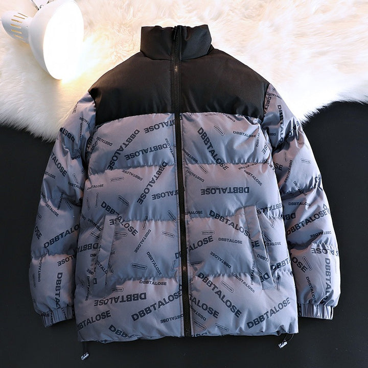 Unisex Gepolsterte Steppjacke mit Allover‑Logoprint, hohem Stehkragen & verstellbarem Saum Drune