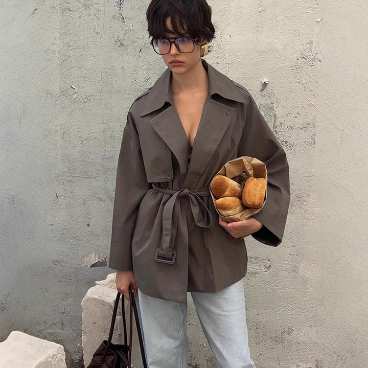 Damen Kurztrenchcoat mit Bindegürtel und Oversize-Ärmeln Drune