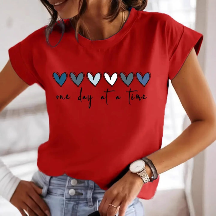 Damen Casual Grafik T-Shirt mit Herzdesign und inspirierendem Zitat Drune