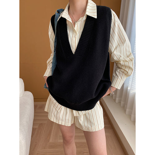 Damen modische Strickweste mit tiefem V-Ausschnitt und eleganten Rippdetails Drune