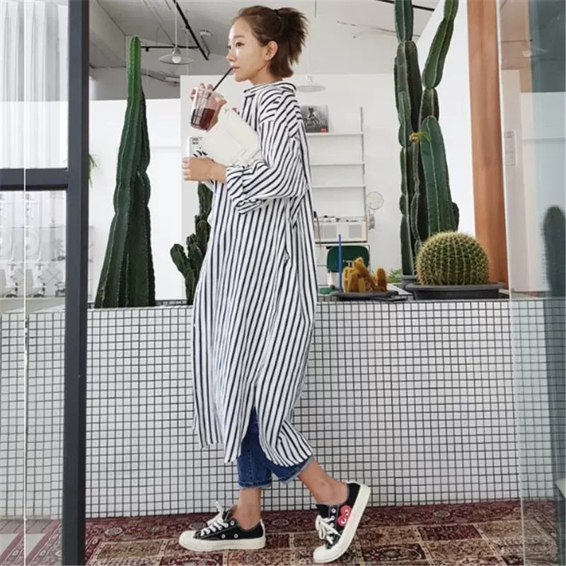 Damen Langes Gestreiftes Hemdmidaxi mit Stehkragen, Oversize‑Schnitt und tiefen Seitenschlitzen Drune