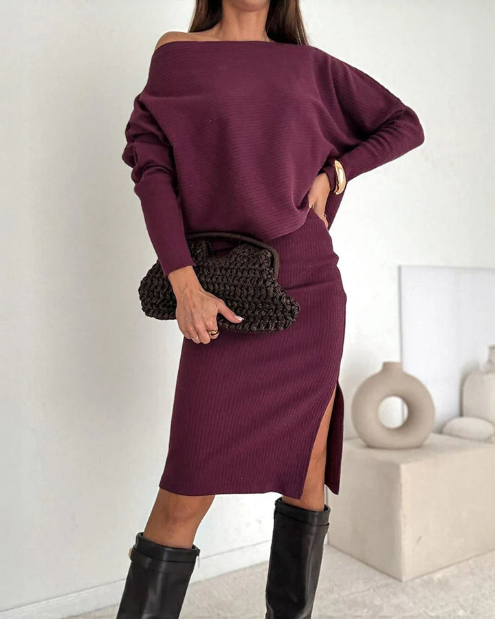 Damen Zweisitiges geripptes Strick-Set mit Off-Shoulder-Oversize-Pullover und tailliertem Midirock mit Seitenschlitz Drune
