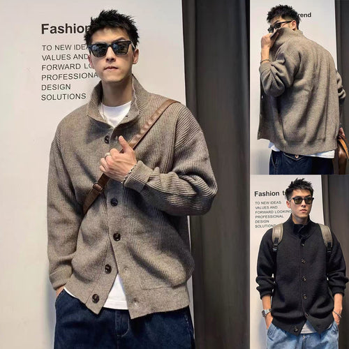 Herren Grobstrickjacke mit Stehkragen und Knopfleiste Drune