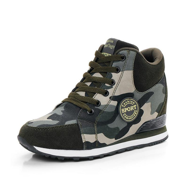 Damen nan mittelhoher Keil-Laufsneaker im Materialmix mit verdecktem Innenkeil, gepolstertem Knöchelkragen und griffiger Profilsohle Drune