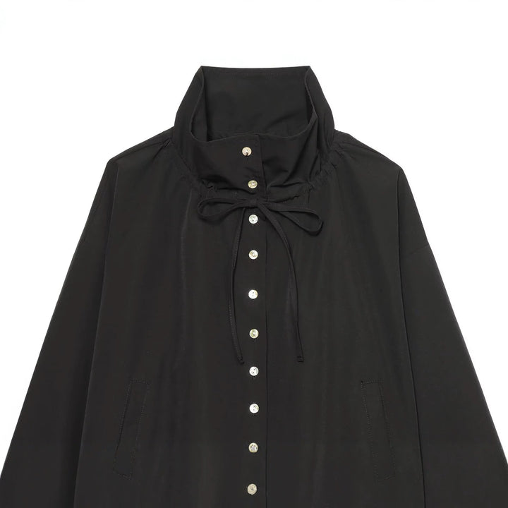 Damen Kurzer Cropped-Blouson mit hohem Stehkragen, Knopfleiste und Tunnelzugsaum Drune