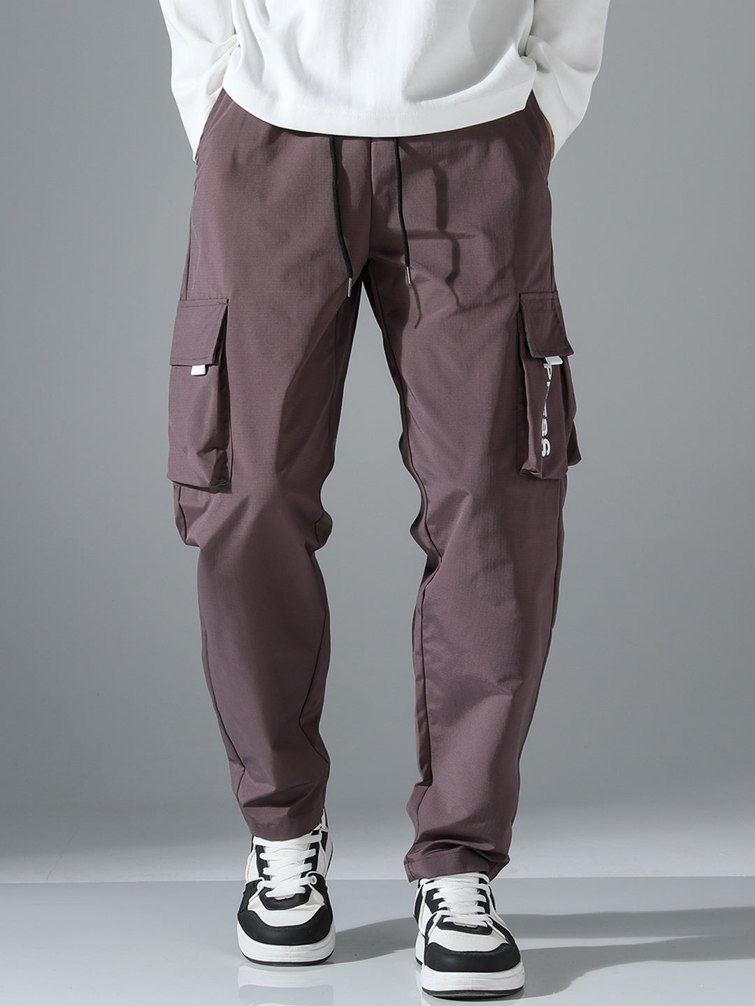 Herren Tapered Cargo-Jogginghose mit elastischem Tunnelzug, multifunktionalen Klapptaschen & ergonomischen Nähten Drune