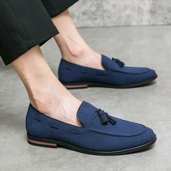 Herren Quasten-Slipper aus Veloursleder mit handgenähter Moccasinnaht und gepolstertem Lederfußbett Drune
