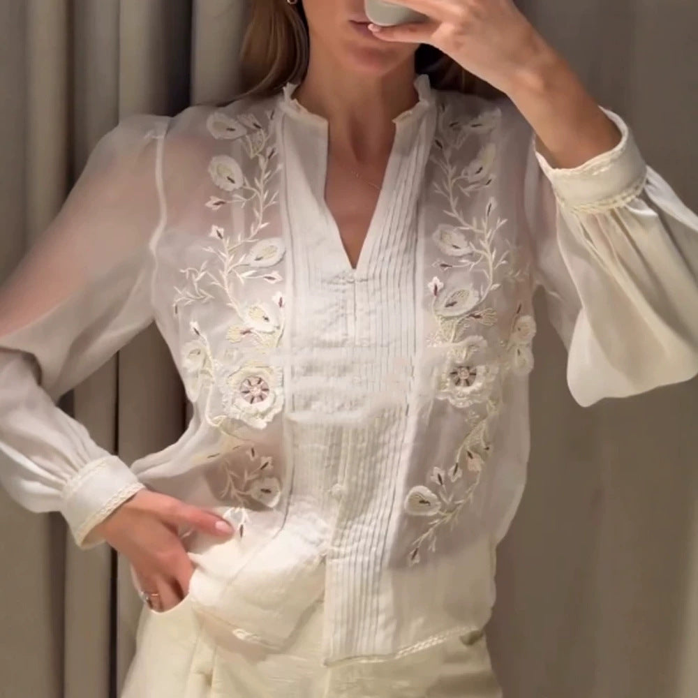 Damen Transparente bestickte Chiffonbluse mit Pintucks, V‑Ausschnitt und Ballonärmeln Drune