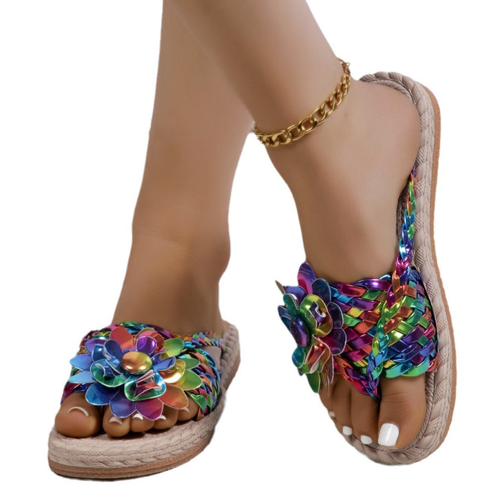 Damen Geflochtene Zehentrenner‑Sandalen mit XXL‑Blütenapplikation und gepolstertem Komfortfußbett Drune