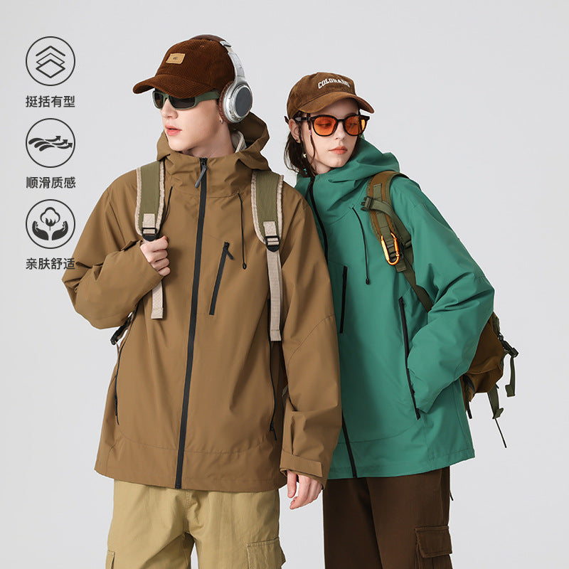 Herren Wasserabweisende Softshell‑Jacke mit verstellbarer Kapuze und schräger Brusttasche Drune
