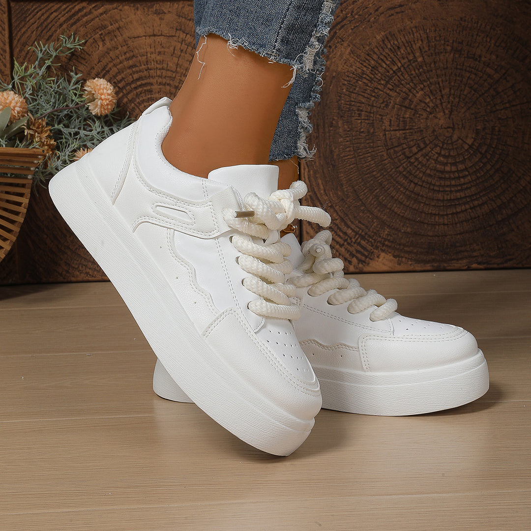 Damen Plateau-Sneaker mit dicker Laufsohle, übergroßen Schnürsenkeln und gepolstertem Knöchelbereich Drune