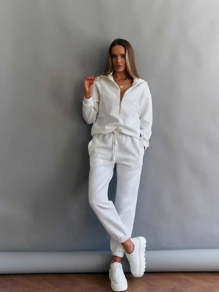 Damen strukturiertes Jacquard-Lounge-Set mit Halbzip-Pullover und schmal zulaufender Relaxhose Drune