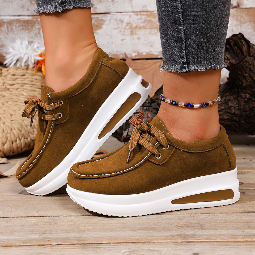 Damen Bequeme Keil‑Plateau‑Sneaker mit Wildlederoptik und gepolstertem Komfortfußbett Drune
