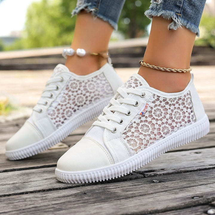 Damen Sneakers mit floraler Spitze und leichter Sohle Drune
