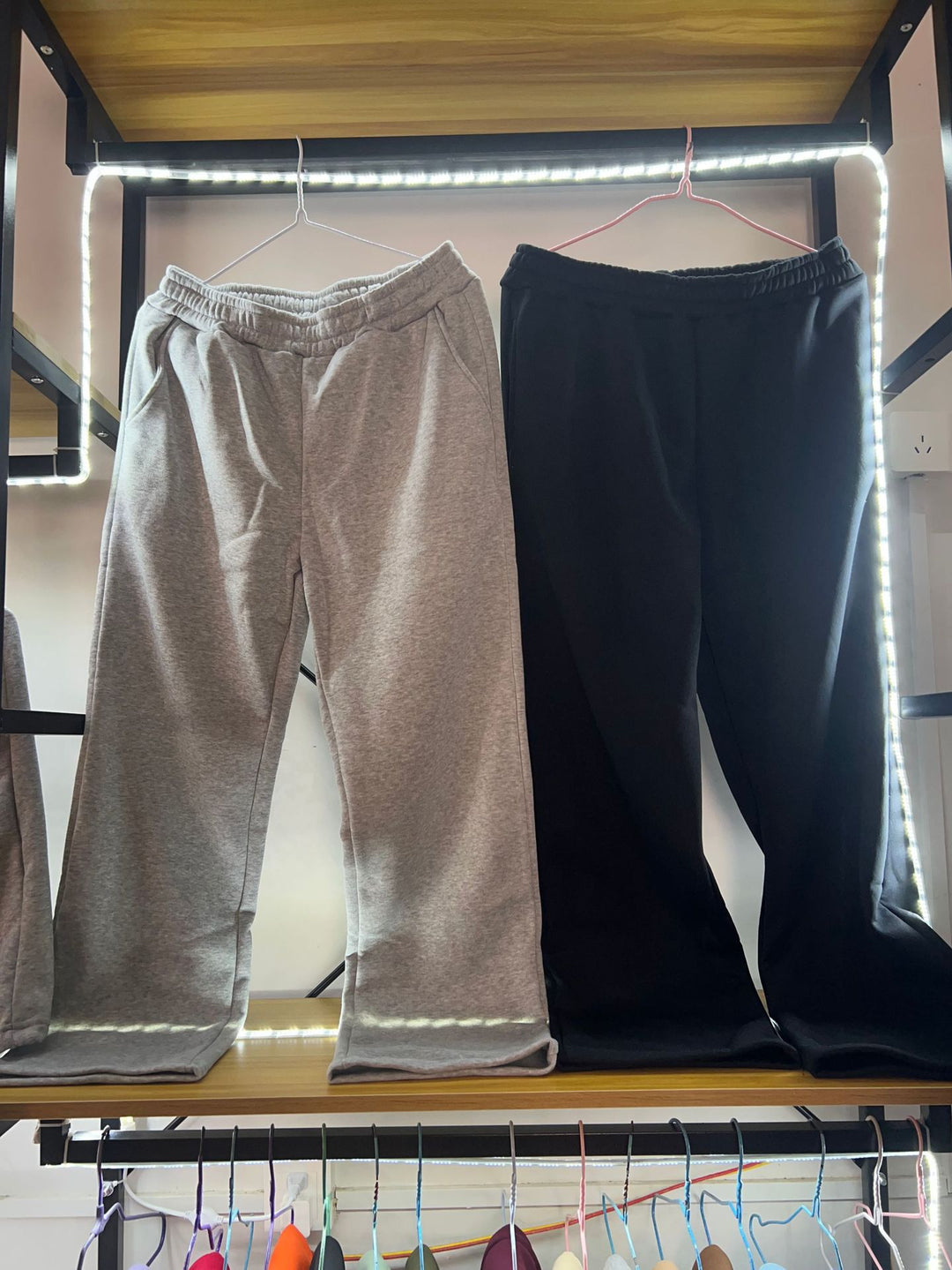 Damen nan weite High-Waist Loungehose mit elastischem Bund, Kordelzug und fließendem Jersey Drune