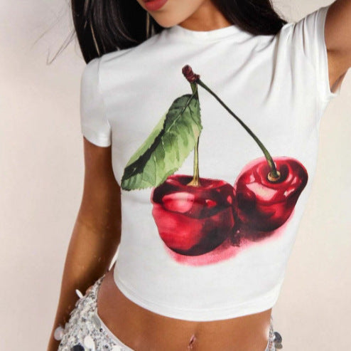 Damen Crop-T-Shirt mit fruchtigem Kirschmotiv und figurbetontem Schnitt Drune