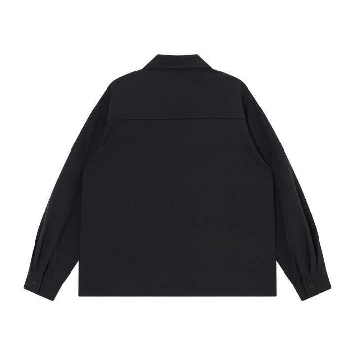 Unisex Boxy Hemdjacke mit minimalistischen Teilungsnähten und verdeckten Eingrifftaschen Drune