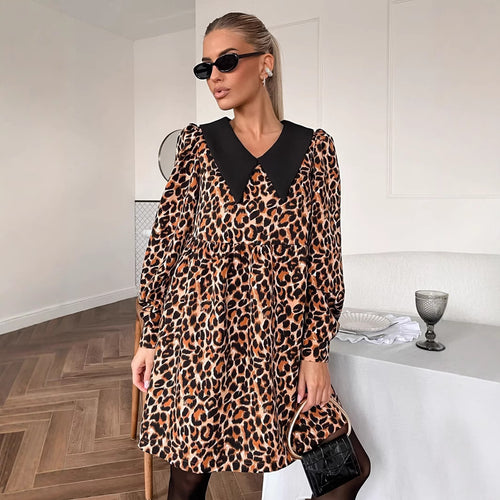 Damen Minikleid mit Leo-Print und auffälligem Kragen Drune