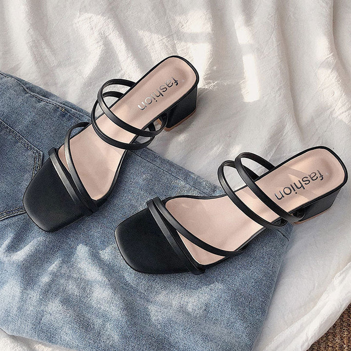 Damen elegante Absatzsandalen mit raffinierten Riemen Drune