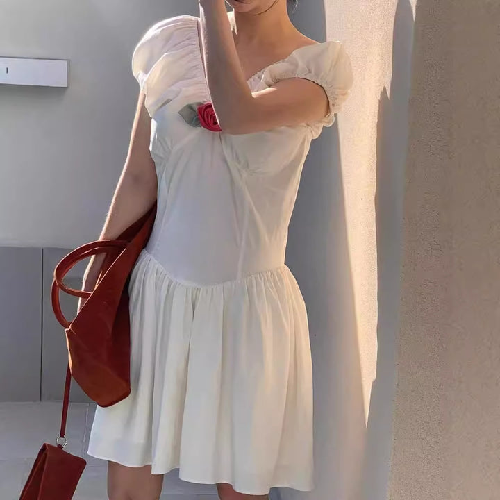 Damen Sommerliches Kleid mit verspielten Rüschendetails Drune