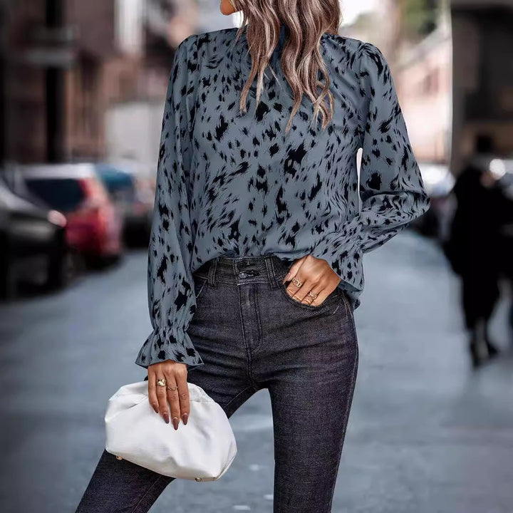 Damen Bluse mit Volantkragen und animalischem Druck Drune