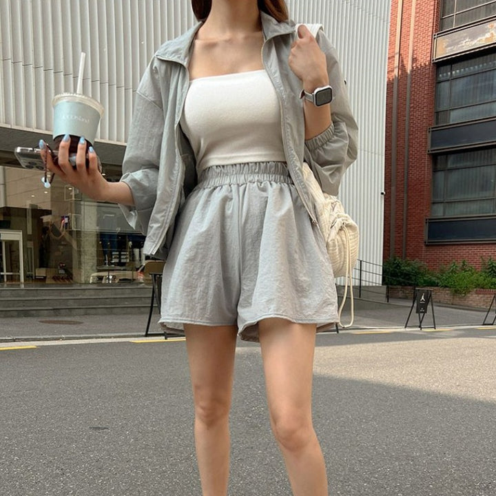Damen sportliches Kombi-Set mit Kapuzenjacke und Shorts Drune