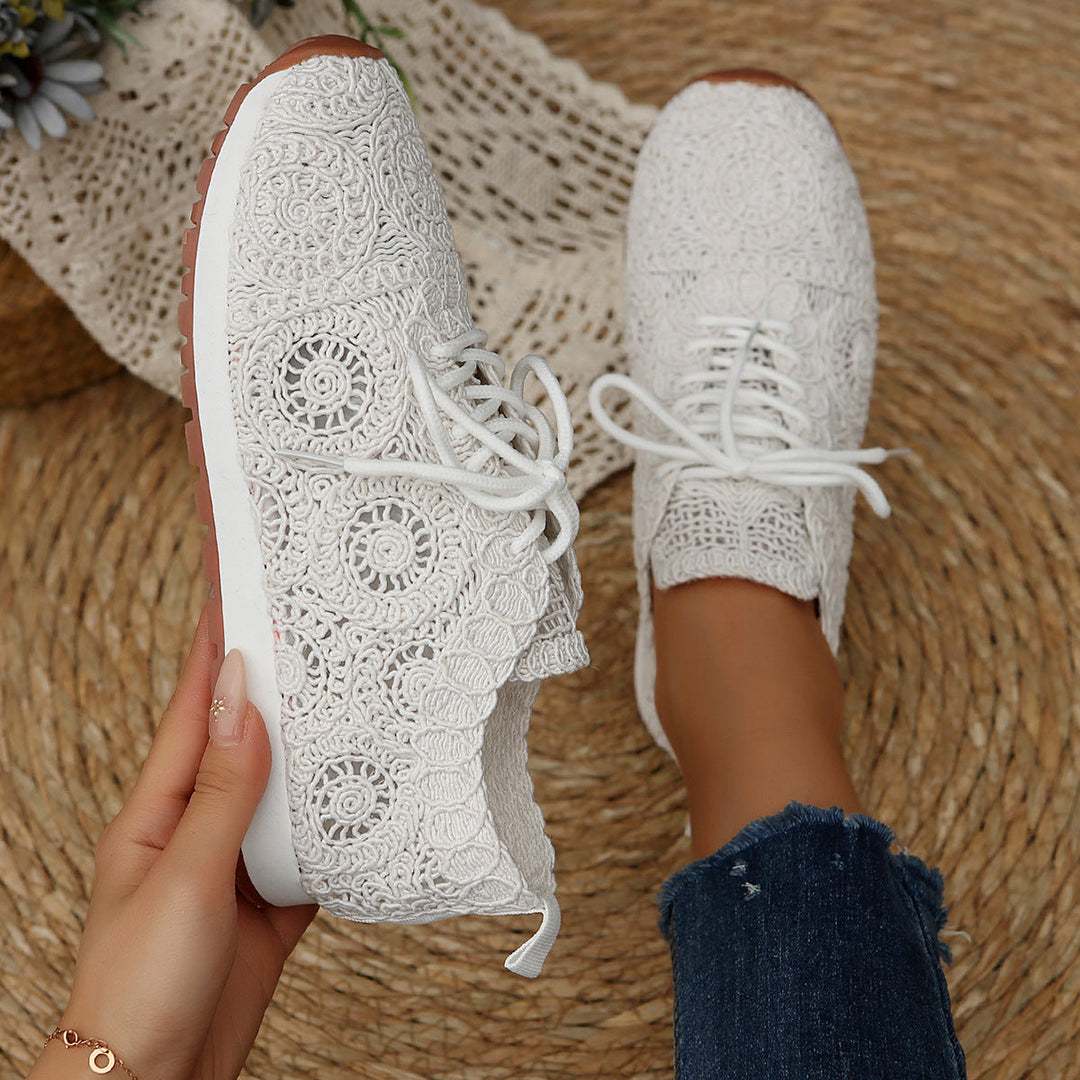 Damen Sneakers mit filigranem Häkeldesign und bequemem Fußbett Drune