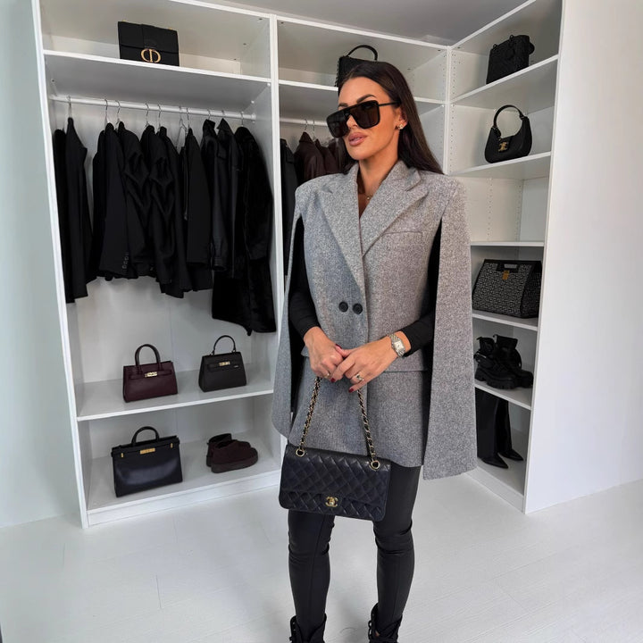 Damen Eleganter Cape-Blazer mit doppelter Knopfleiste und klaren Linien Drune