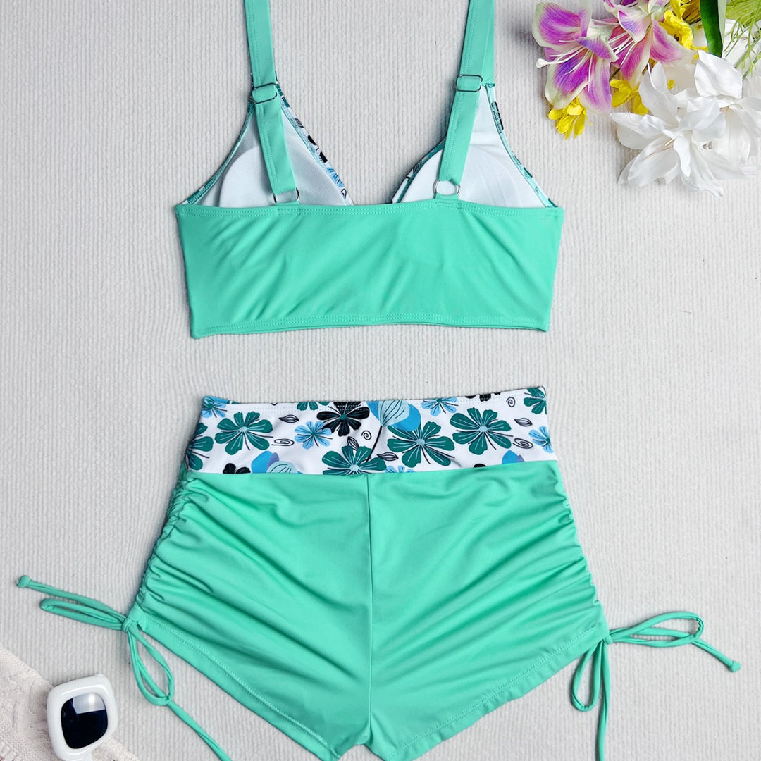 Damen Hochgeschnittenes Bikiniset mit floralem Oberteil und flexiblen Shorts Drune