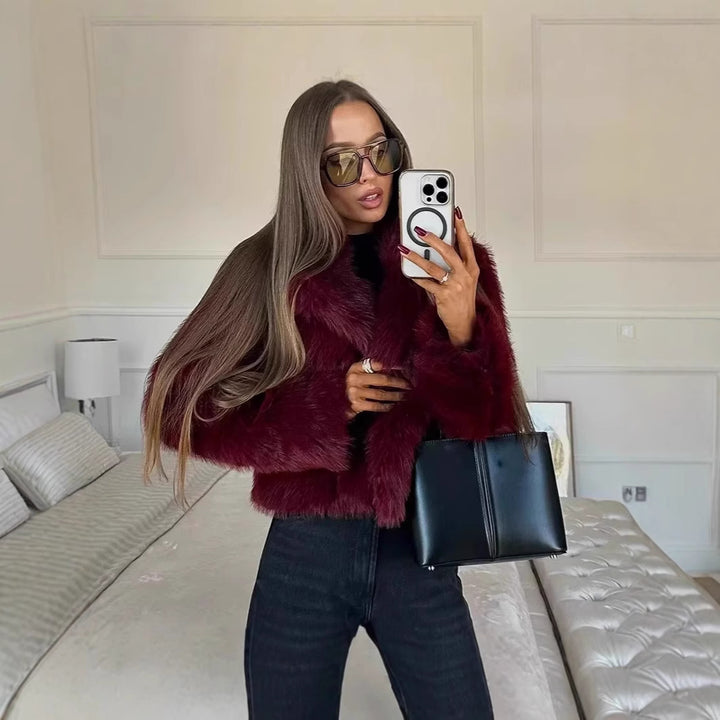 Damen Kurzer Teddy‑Faux‑Fur‑Cropped‑Blouson mit innenliegender Knopfleiste und soften Ärmelabschlüssen Drune