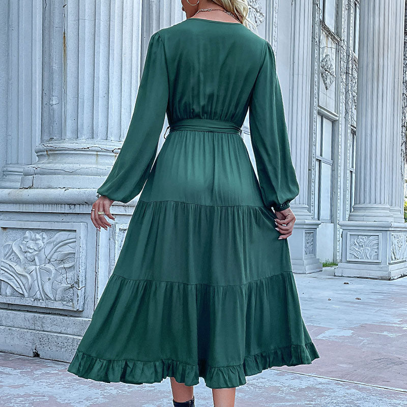 Damen Langes Satin‑Optik Stufenkleid mit V‑Ausschnitt, Bindegürtel und Volantsaum Drune